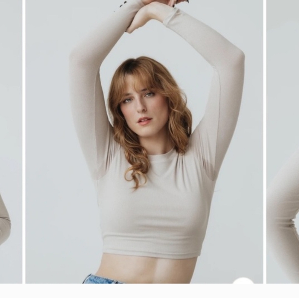 Klassy Long Sleeve Ribbed Crop Top - Cream (Size L)